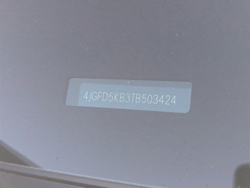 Used 2026 Mercedes-Benz GLE 450 4matic image 11