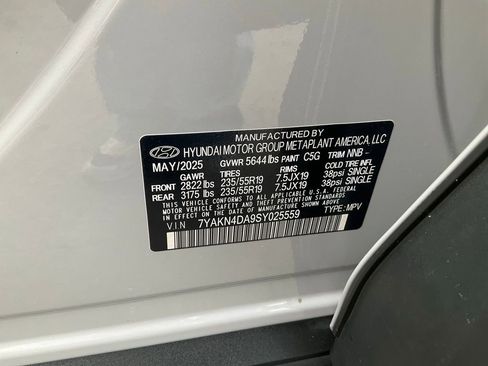 Used 2025 Hyundai Ioniq 5 SEL image 23