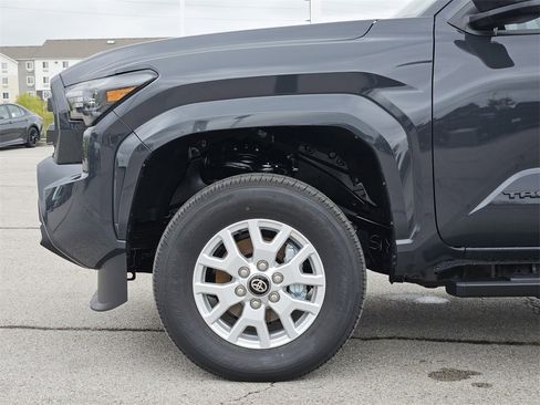 New 2025 Toyota Tacoma SR5 w/ Blackout Package (GST) image 6