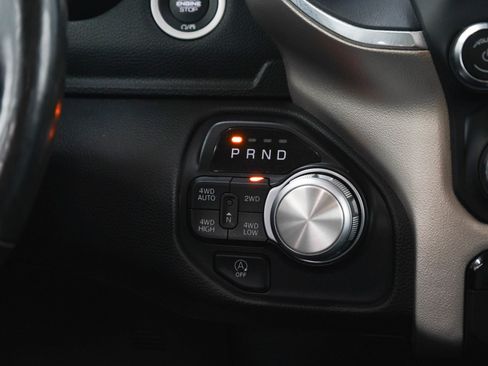 Used 2019 RAM 1500 Laramie AWD/4WD image 19