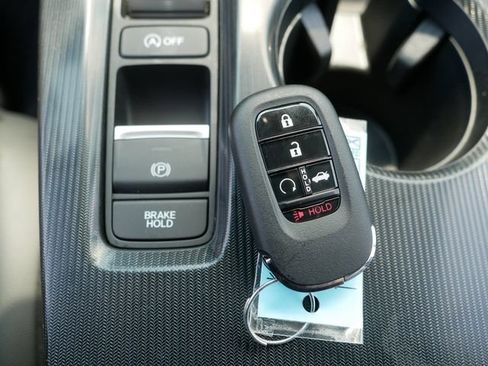 Used 2022 Honda Civic Touring image 36