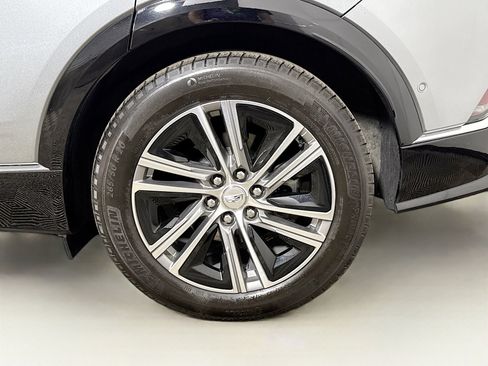 Used 2024 Cadillac Lyriq Luxury w/ LPO, Floor Liner Package AWD/4WD image 30