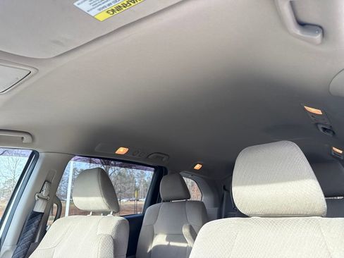 Used 2014 Honda Odyssey LX image 25