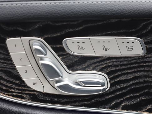 Used 2018 Mercedes-Benz E 400 E 400 image 16