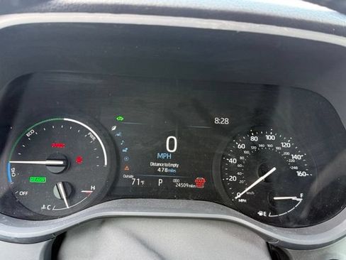Used 2026 Toyota Sienna XLE FWD image 18