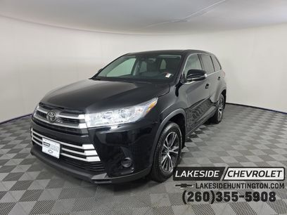 Used 2019 Toyota Highlander LE