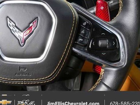 Used 2022 Chevrolet Corvette Stingray Premium Conv w/ Z51 Performance Package image 11