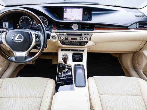 Used 2013 Lexus ES 350 image 10