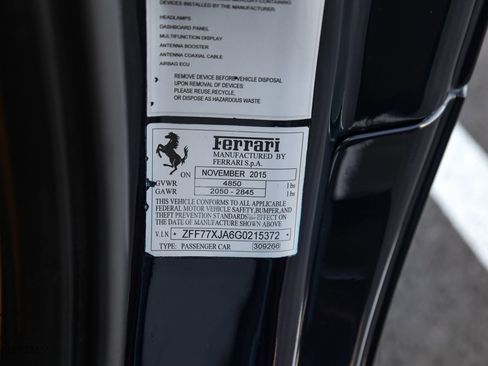 Used 2016 Ferrari California T RWD image 5