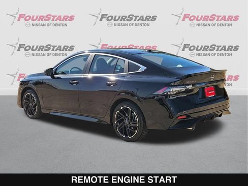 New 2026 Nissan Sentra SR w/ SR Premium Package FWD image 6