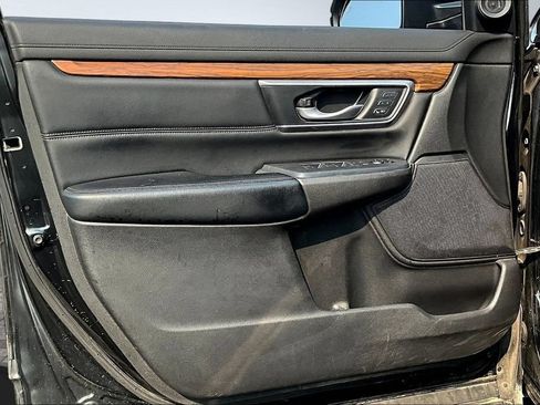 Used 2017 Honda CR-V Touring image 16