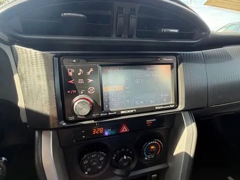 Used 2013 Scion FR-S image 6