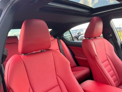 Used 2025 Lexus IS 350 F Sport RWD image 33