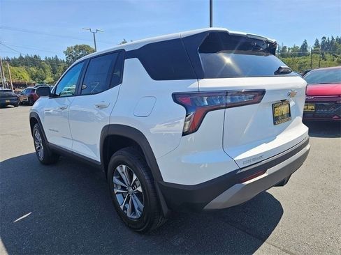 New 2026 Chevrolet Equinox LT w/ Safety and Technology Package image 15