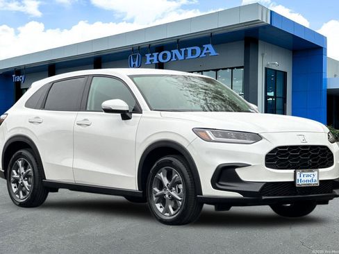 New 2026 Honda HR-V LX image 1