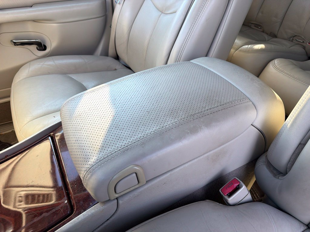 Used 2005 Cadillac Escalade AWD image 20