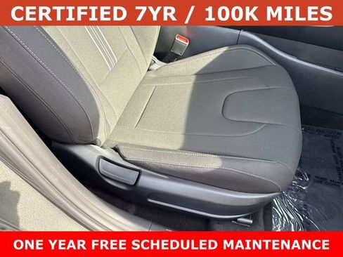 Used 2025 Hyundai Elantra Sport FWD image 10