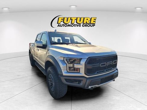 Used 2019 Ford F150 Raptor w/ Equipment Group 802A Luxury AWD/4WD image 1