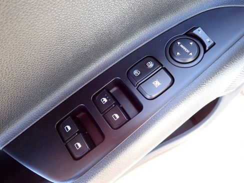Used 2023 Kia Rio LX FWD image 11
