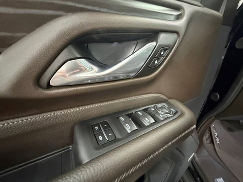 Used 2023 GMC Yukon Denali w/ Max Trailering Package image 23