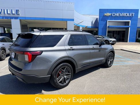 Used 2026 Ford Explorer ST-Line w/ ST-Line Street Pack RWD image 23