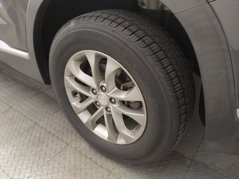 Used 2020 Hyundai Santa Fe SE AWD/4WD image 31