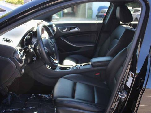 Used 2020 Mercedes-Benz GLA 250 4MATIC image 24