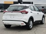 Used 2025 Nissan Kicks Play S image 3