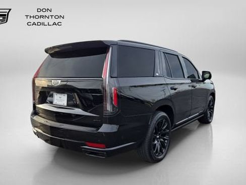 Certified 2024 Cadillac Escalade Sport Platinum w/ LPO, ONYX Package AWD/4WD image 5