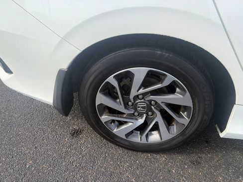 Used 2017 Honda Civic EX image 10