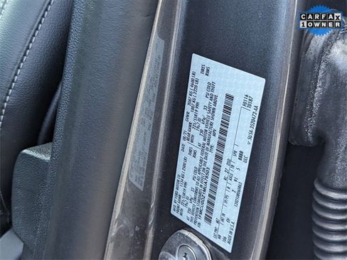 Used 2021 Ford Escape Titanium image 23