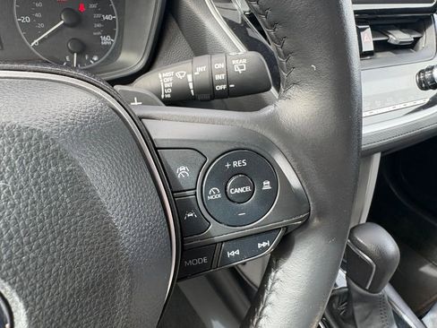 Used 2024 Toyota Corolla Cross SE image 24