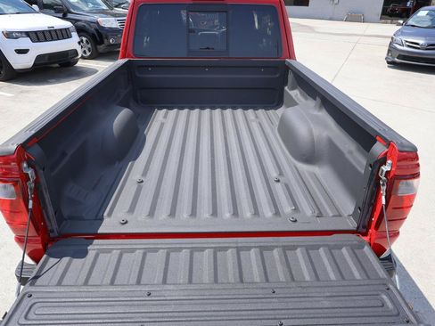 Used 2005 Ford Ranger FX4 AWD/4WD image 6
