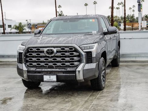 Used 2024 Toyota Tundra Platinum AWD/4WD image 4
