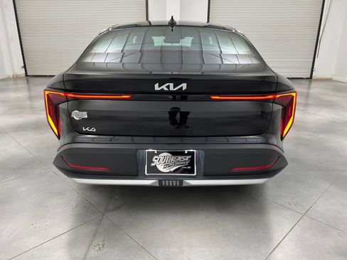 Used 2025 Kia K4 FWD image 6