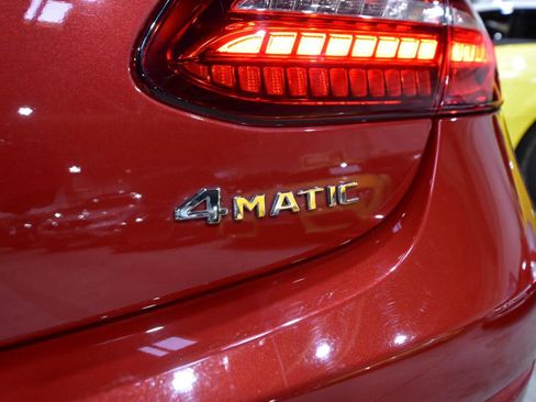 Used 2023 Mercedes-Benz E 450 4MATIC Cabriolet image 11