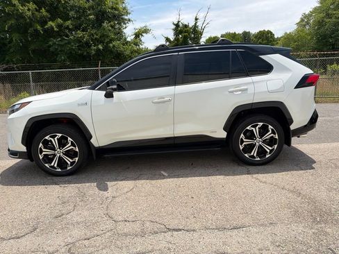 Used 2022 Toyota RAV4 XSE w/ Weather Package AWD/4WD image 5