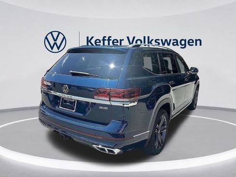Used 2022 Volkswagen Atlas SEL R-Line AWD/4WD image 5