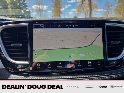 New 2026 Chrysler Pacifica Limited AWD/4WD image 19