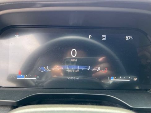 Used 2023 Jeep Grand Cherokee L Overland w/ Luxury Tech Group IV AWD/4WD image 35