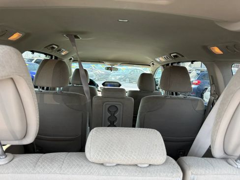 Used 2014 Honda Odyssey EX image 7