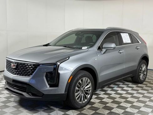 Certified 2024 Cadillac XT4 Premium Luxury w/ Technology Package image 2