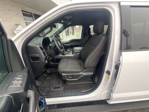 Used 2020 Ford F150 XLT w/ Equipment Group 302A Luxury image 12