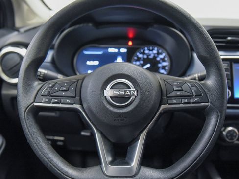 Used 2025 Nissan Versa SV image 24