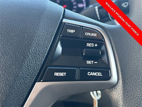 Used 2022 Hyundai Accent SE image 23