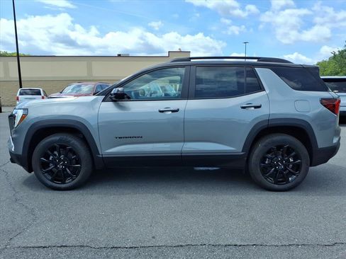 New 2026 GMC Terrain Elevation w/ Elevation Premium Package AWD/4WD image 2