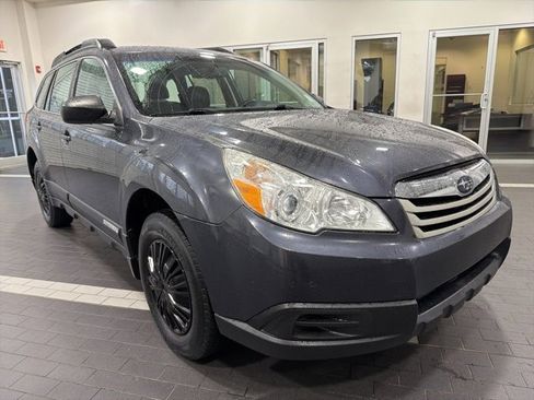 Used 2011 Subaru Outback 2.5i image 7