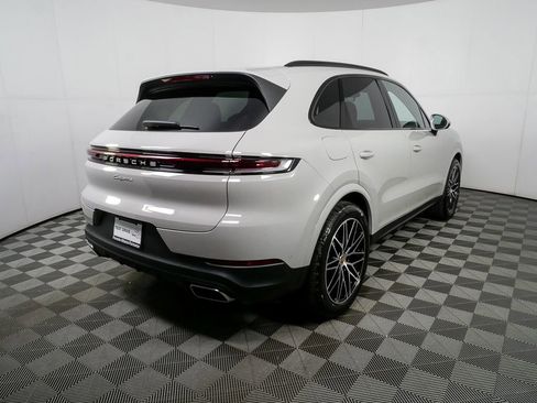 New 2026 Porsche Cayenne AWD/4WD image 30