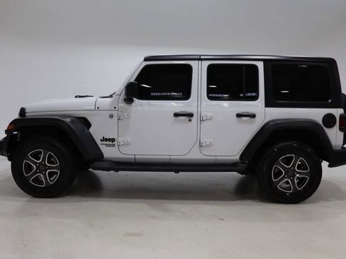 Used 2021 Jeep Wrangler Unlimited Sport image 4