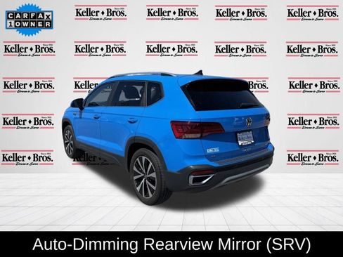 Used 2023 Volkswagen Taos SE w/ Panoramic Sunroof Package AWD/4WD image 5